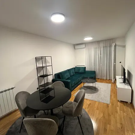 Lisboa Bulevar * Sarajevo