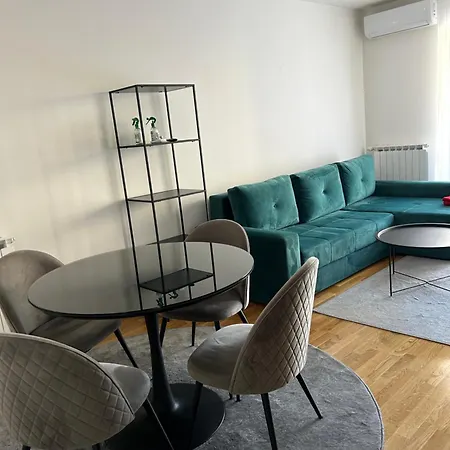 Lisboa Bulevar Apartman