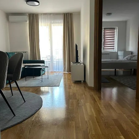 Lisboa Bulevar Apartman